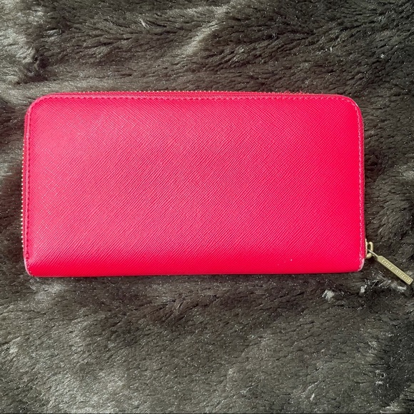Tory Burch Robinson Zip Continental Wallet - Picture 3 of 7